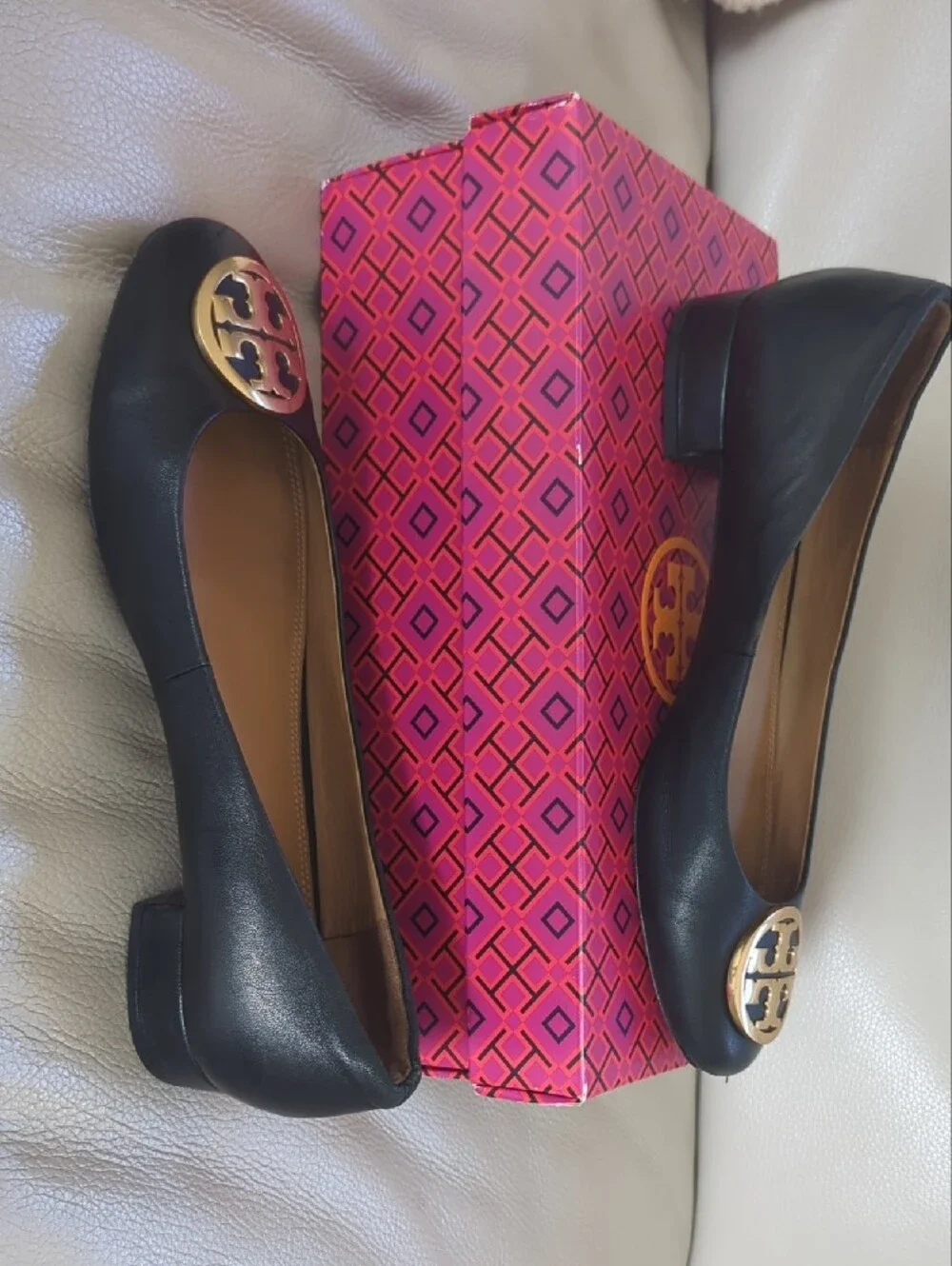 Tory Burch Black Leather Ballet Flats with Gold Logo Medallion